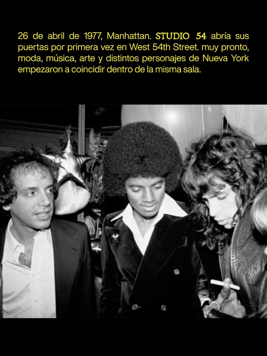 el 26 de abril de 1977 abrió Studio 54 en Manhattan. Steve Rubell e Ian Sch...