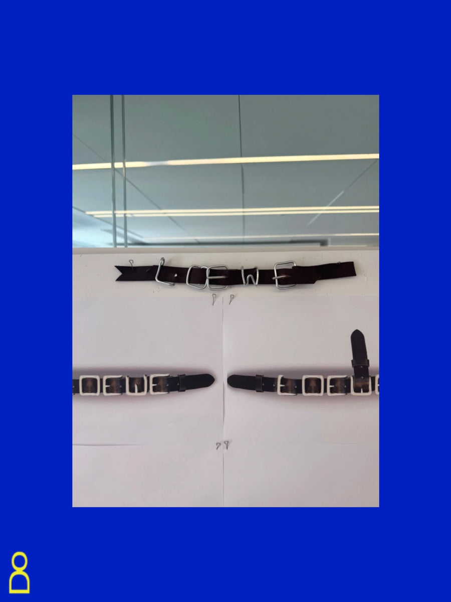 Seguro ya vieron las sandalias con hebilla de Loewe. Un diseño que parece b...